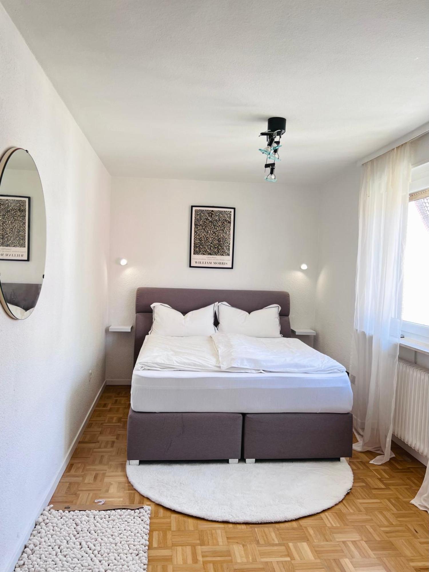 Privates Ferienhaus Mit Pool & Whirlpool Zentral In Bad Dürkheim Exterior foto